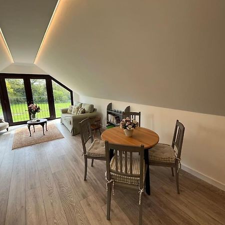Apartamento The Stable, Grove End Farm Petworth Exterior foto